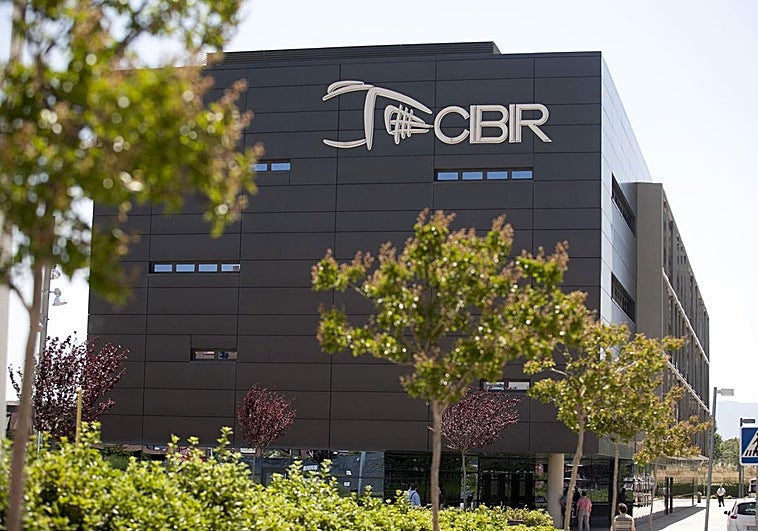 Hallado un cadáver ahorcado en el aparcamiento subterráneo del Cibir